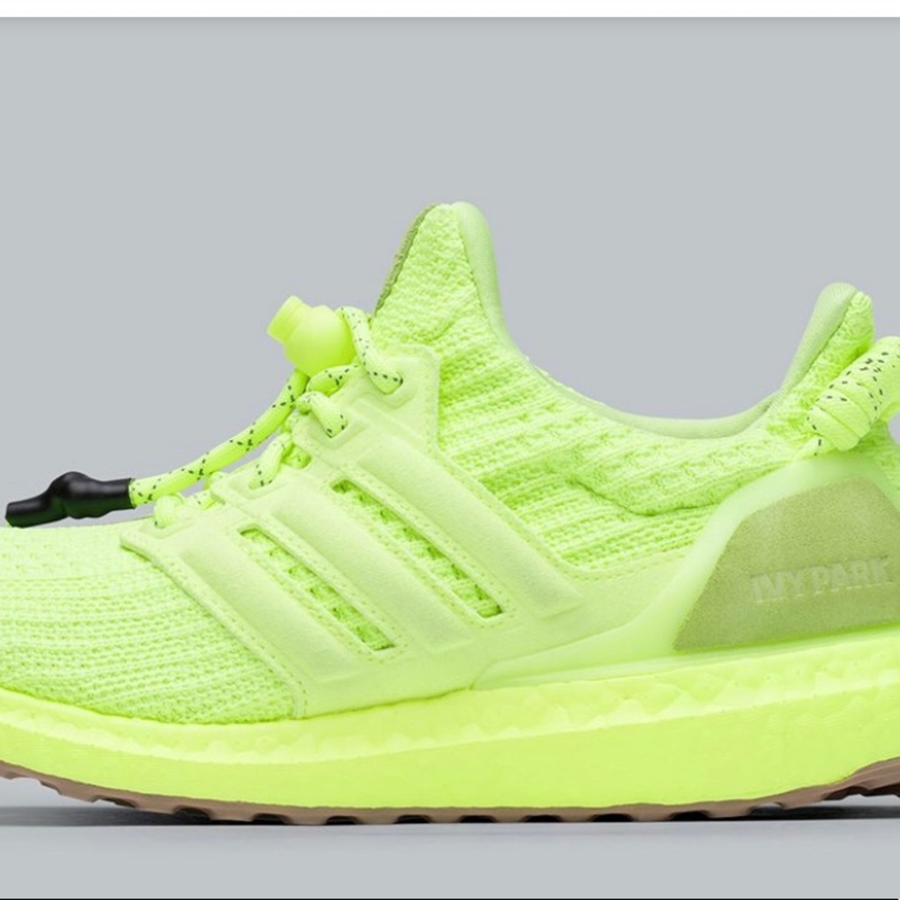 IVY PARK ULTRA BOOST OG YELLOW mens6 women’s8